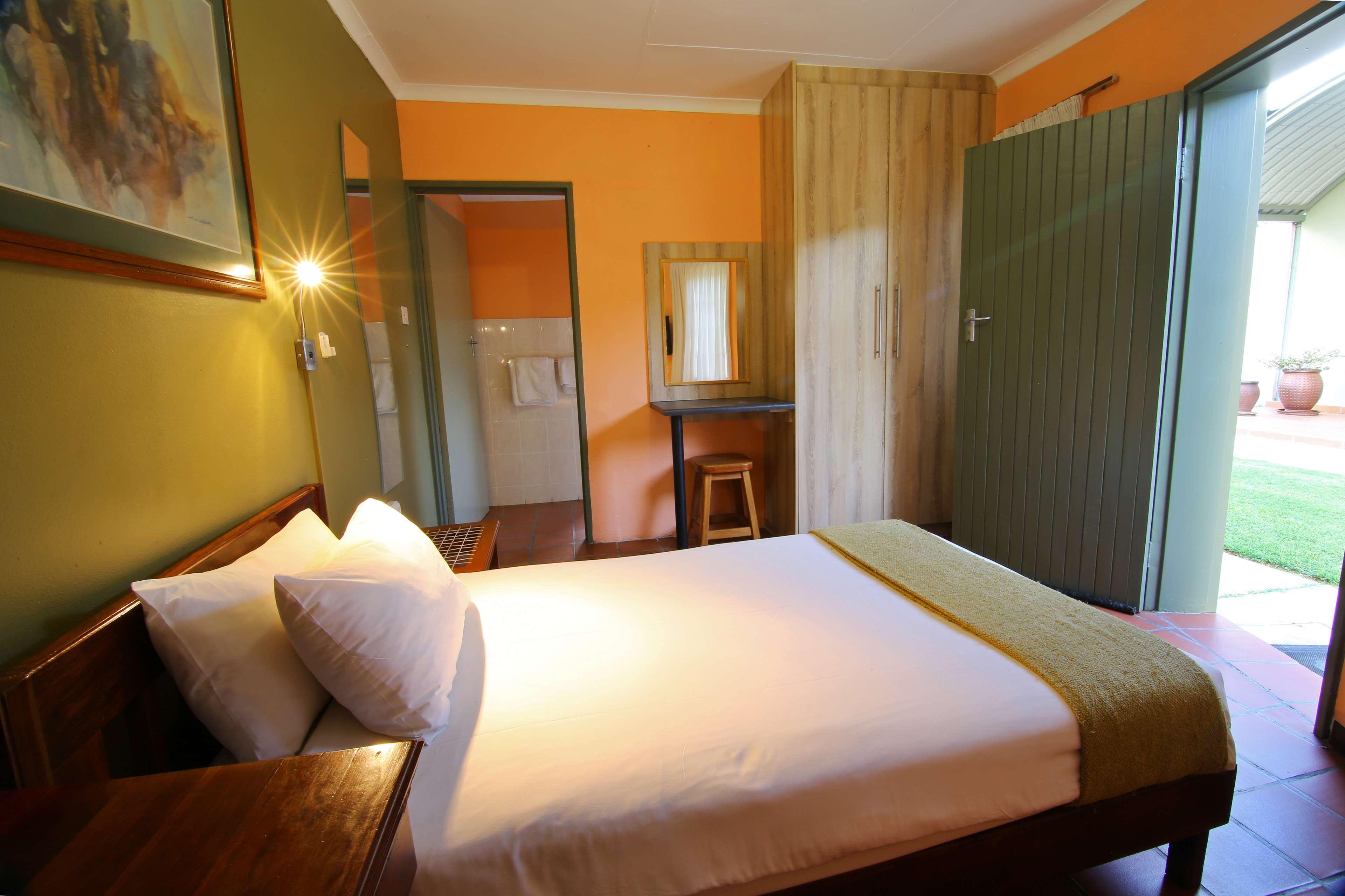 Kalahari Arms Hotel Khemsbok 외부 사진