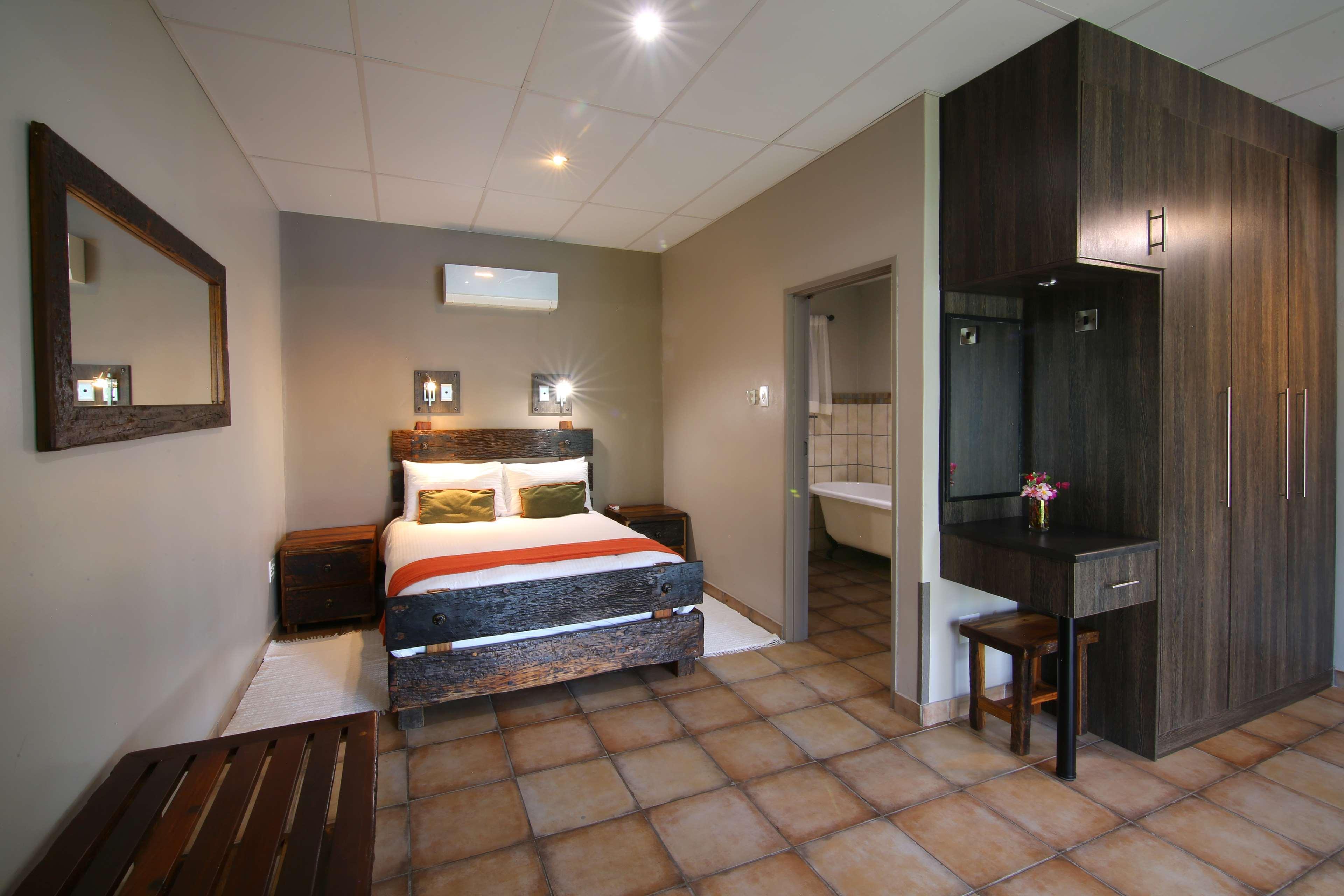 Kalahari Arms Hotel Khemsbok 외부 사진