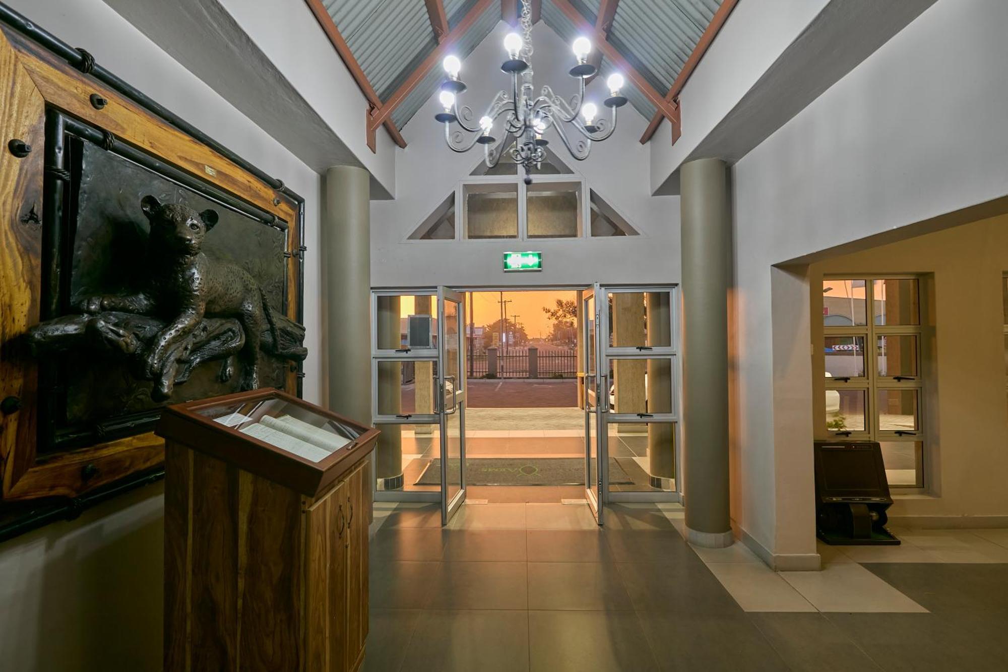Kalahari Arms Hotel Khemsbok 외부 사진