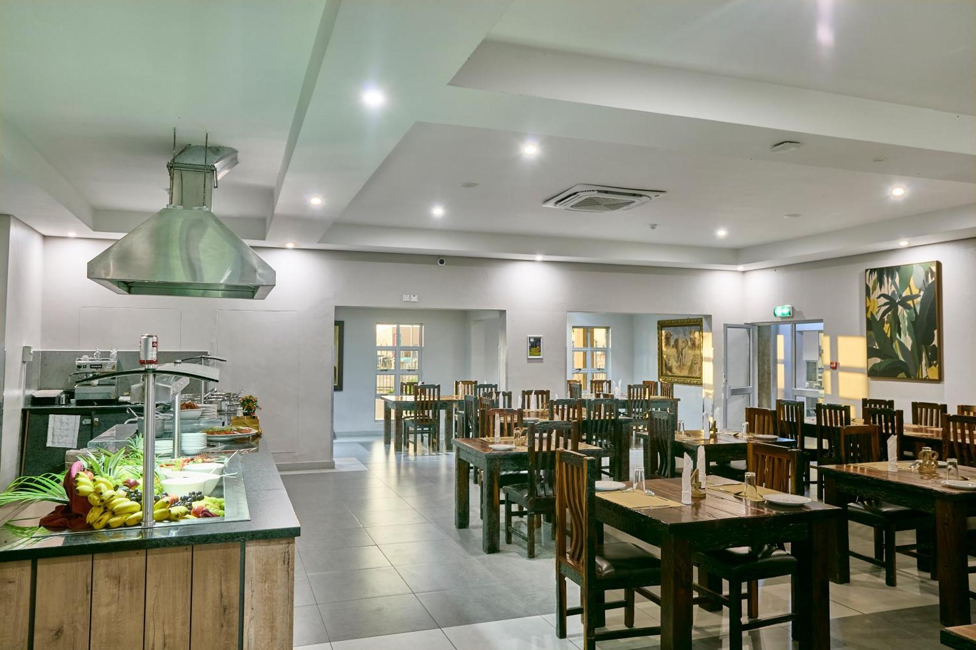 Kalahari Arms Hotel Khemsbok 외부 사진