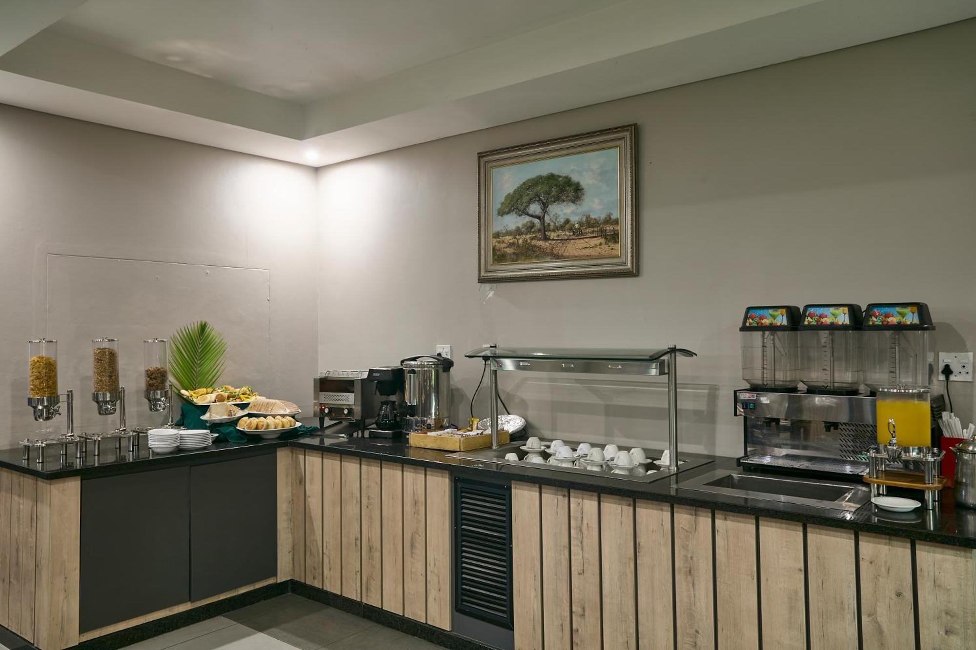 Kalahari Arms Hotel Khemsbok 외부 사진