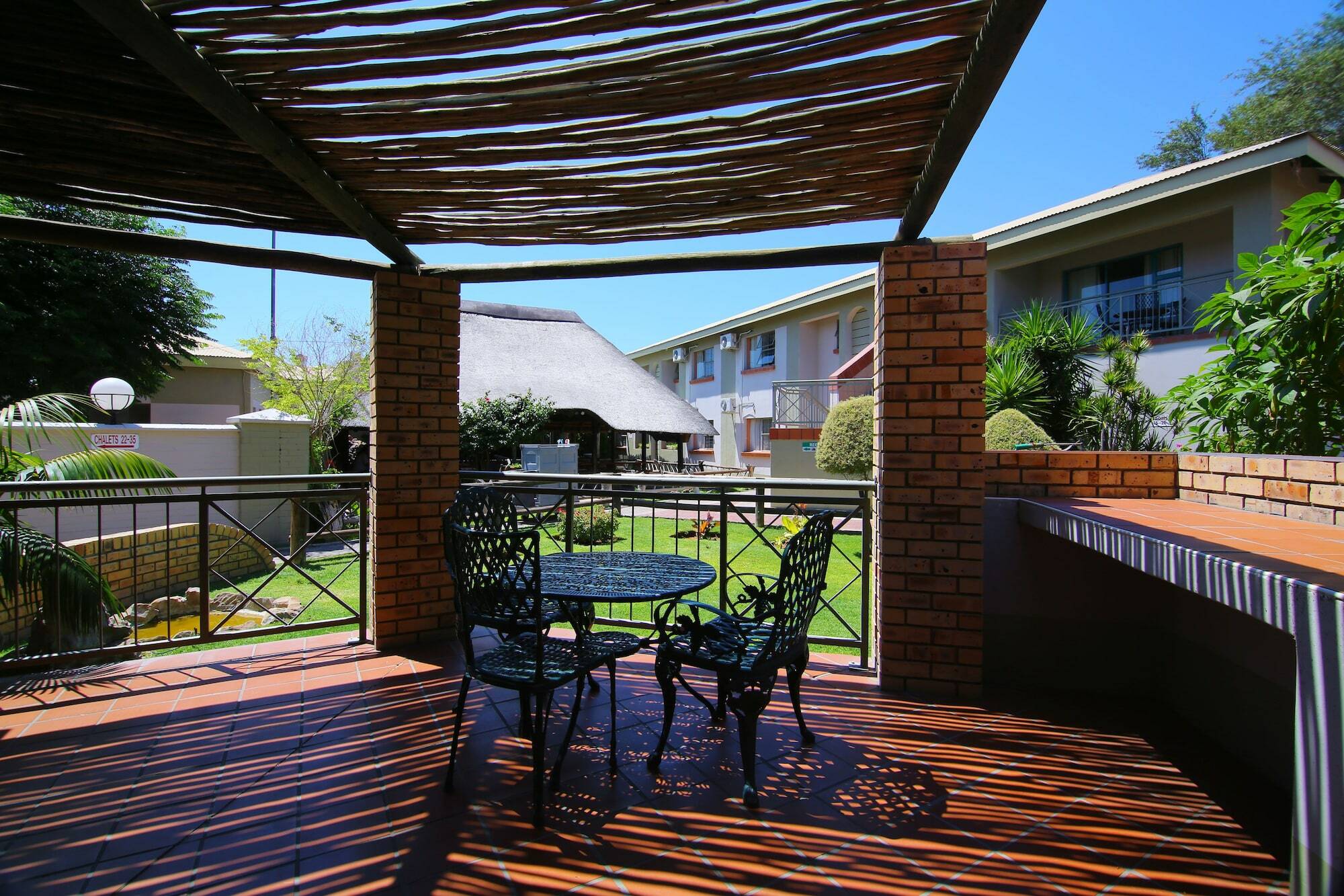 Kalahari Arms Hotel Khemsbok 외부 사진